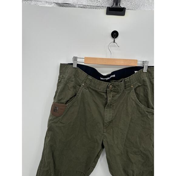 Wrangler Riggs Workwear Pants Mens 38x32 Green Ranger Ripstop Cargo 103W031FN - Picture 4 of 7